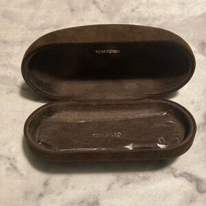 TOM FORD